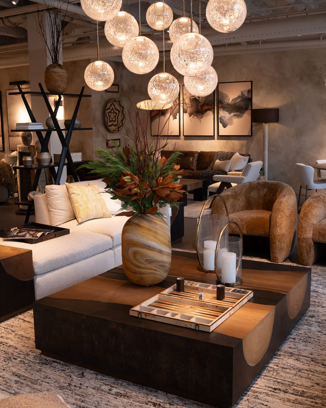 Mix or Match? How to Style Your Living Room for a Personalized Yet Balanced Look