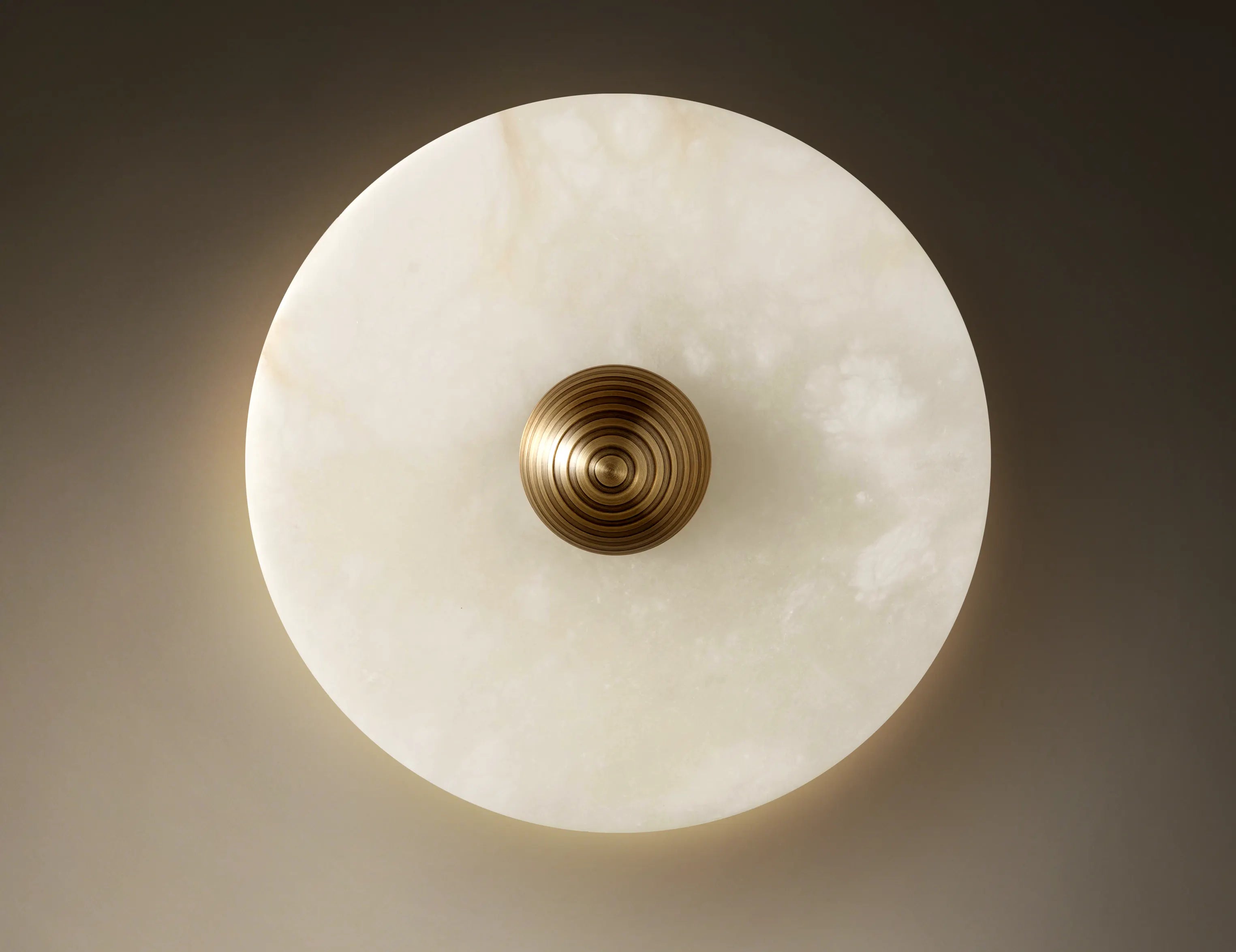 Cholay Alabaster Round Sconce