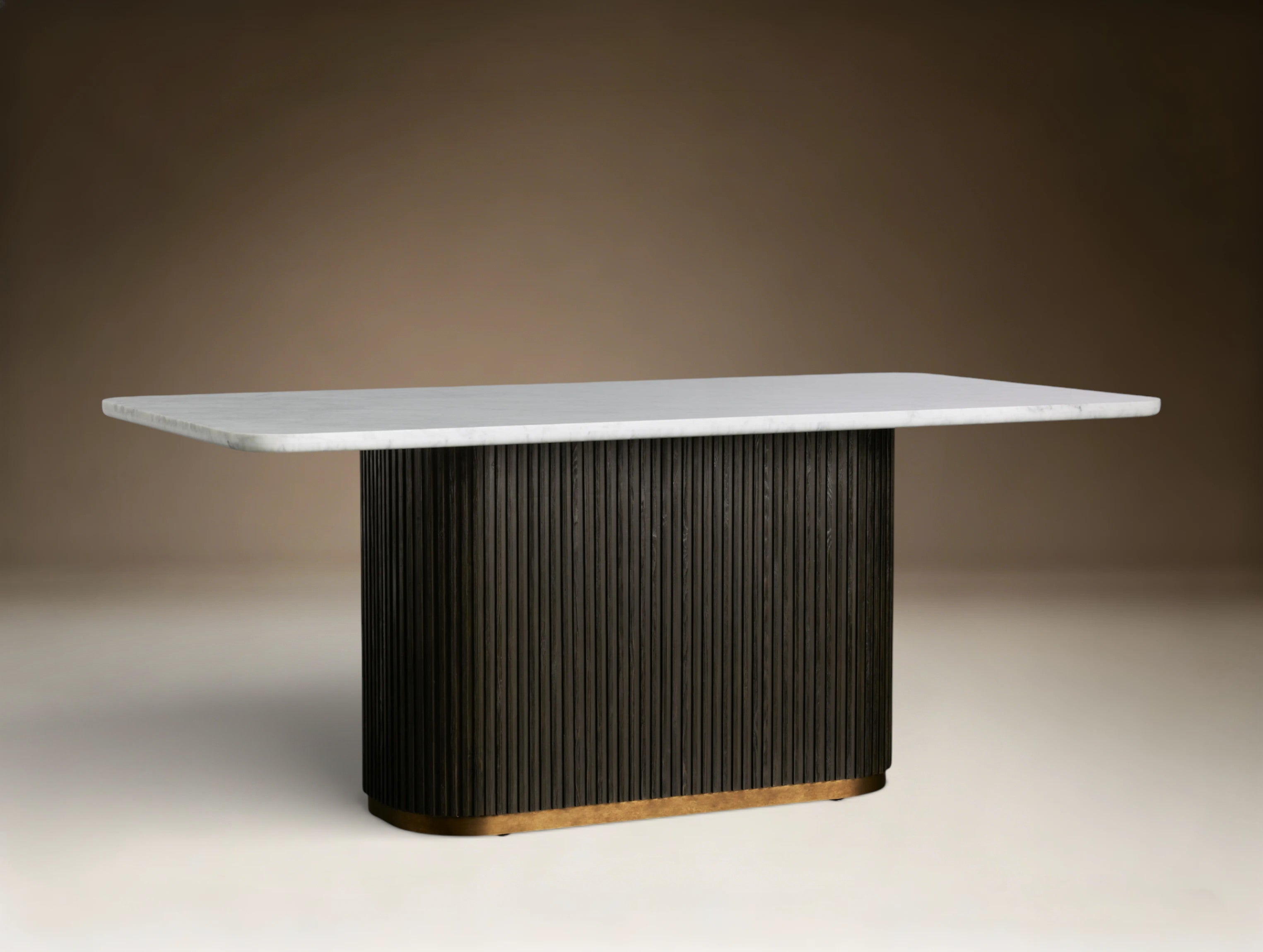 Finnigen Dining Table