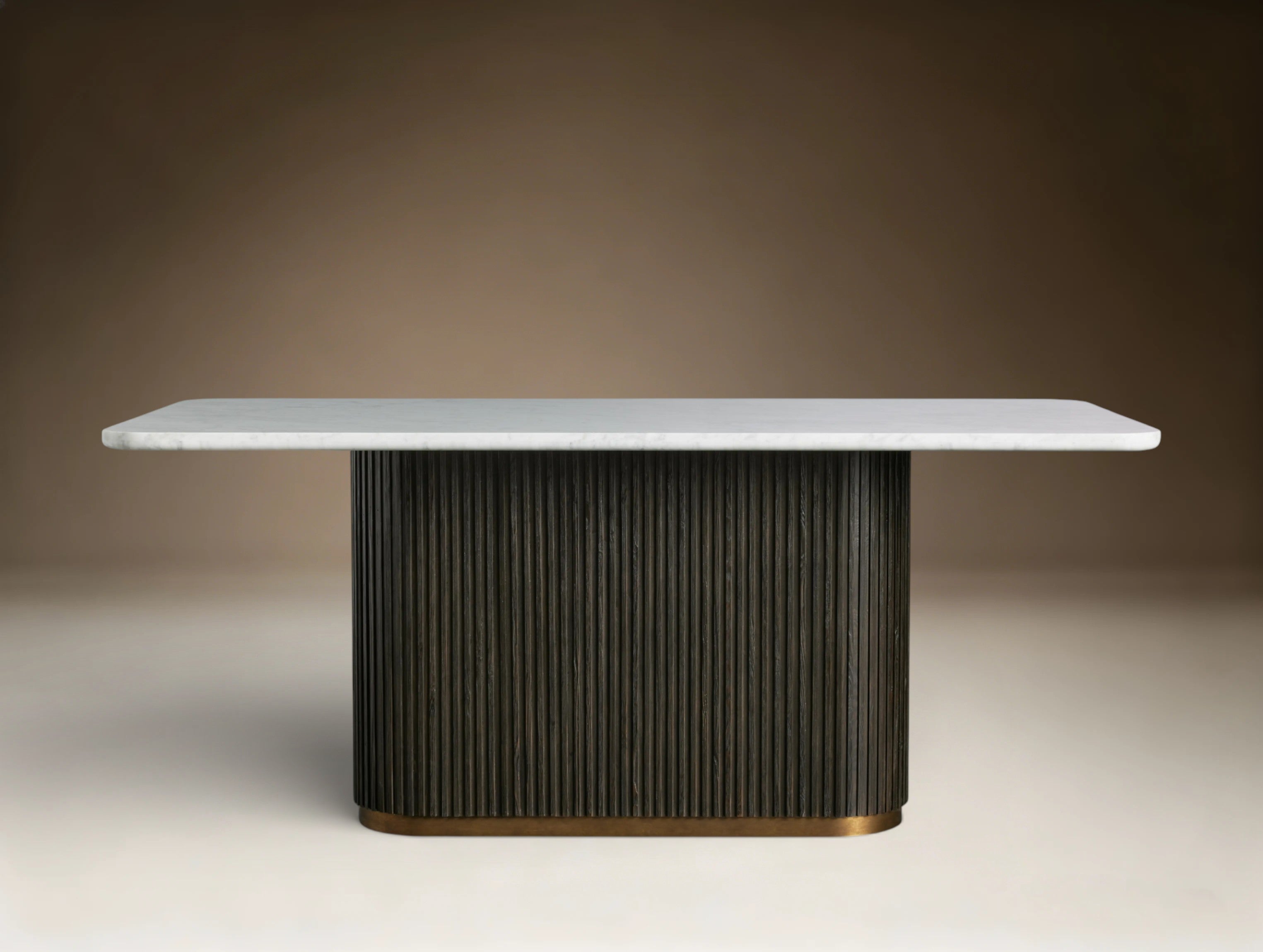 Finnigen Dining Table